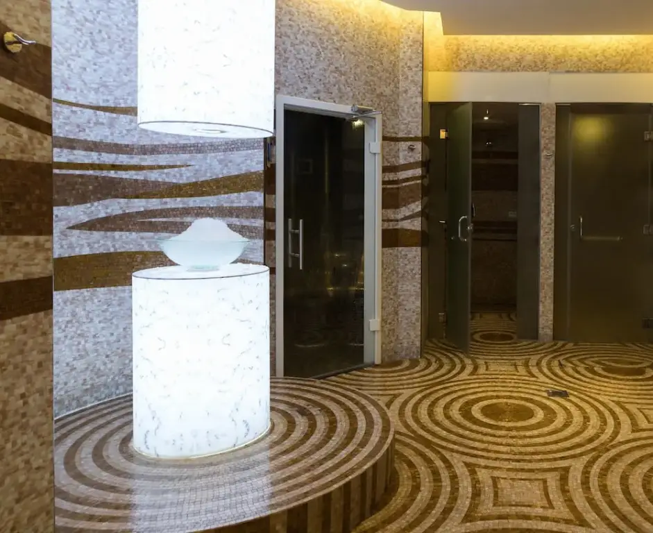 Дубай: Maison Privee - Damac Maison 4102