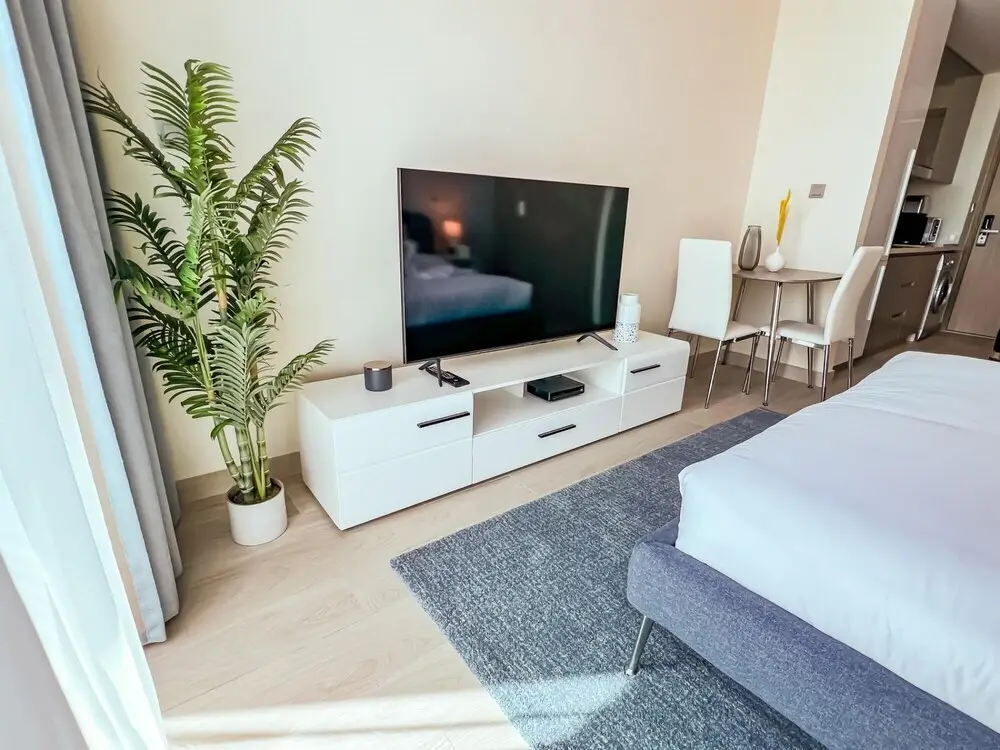 Дубай: A Modern and Luxurious Studio in Aljaddaf - MHH