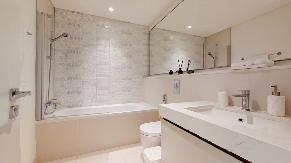 Дубай: Sunrise Bay 2BR Luxury Apartment