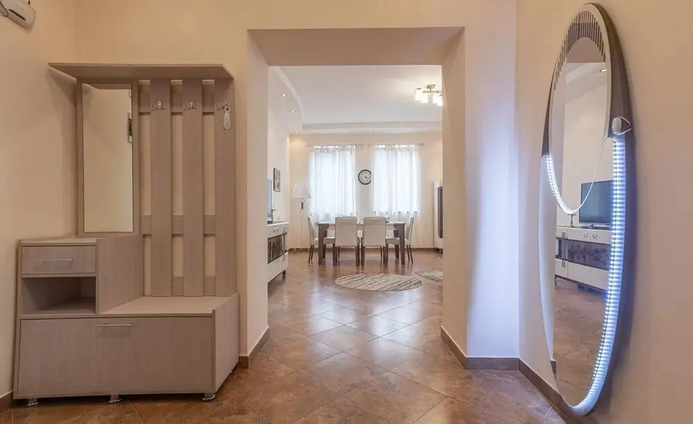 Ереван: Stay Inn на ул. Амиряна, 4/6