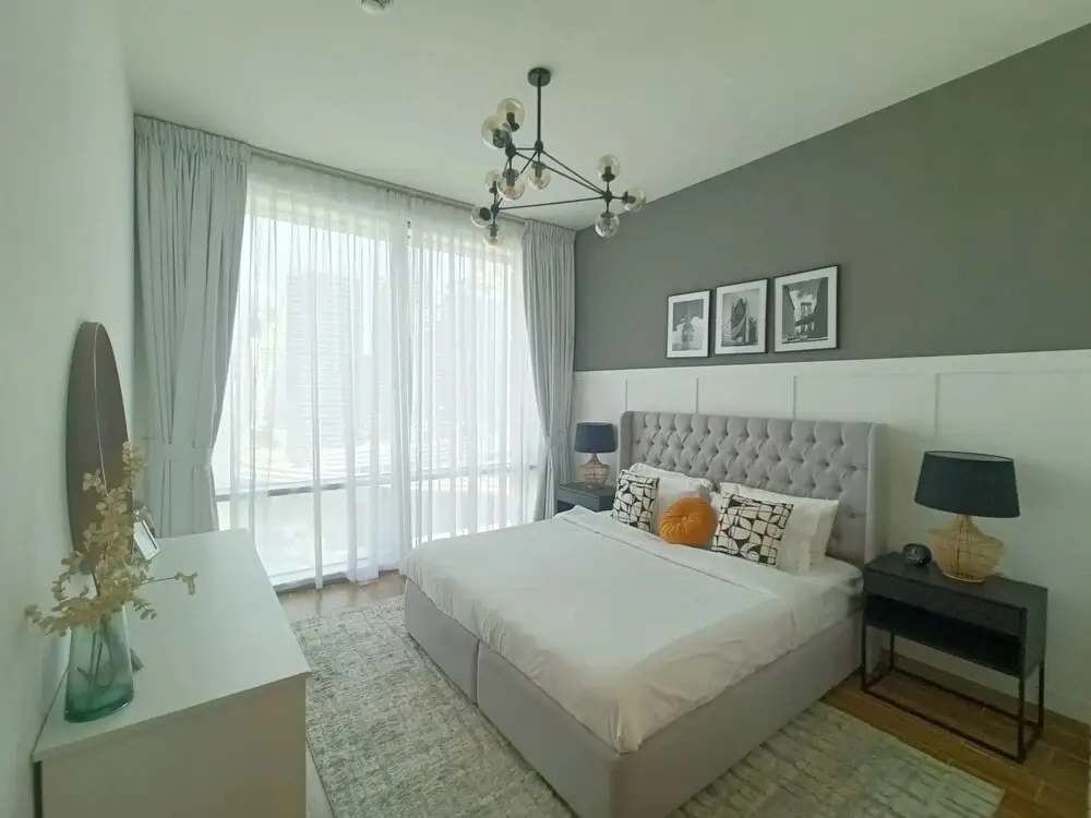Дубай: Whitesage - Fabulous Canal Views from This Waterfront Luxe Apt