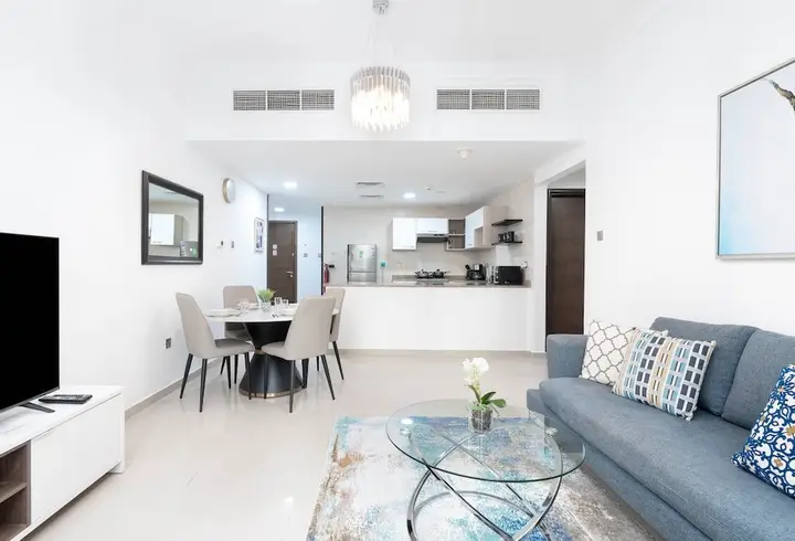Дубай: Whitesage - Sophisticated and Homey apartment Near to Metro