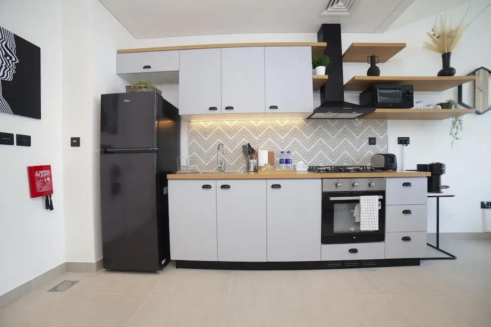 Дубай: Modern Boho 1BR Sleeps4 Balcony Pool Gym Dxbhills