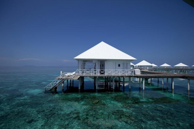 Атолл Алиф-Алиф: Diamonds Thudufushi Beach And Water Villas