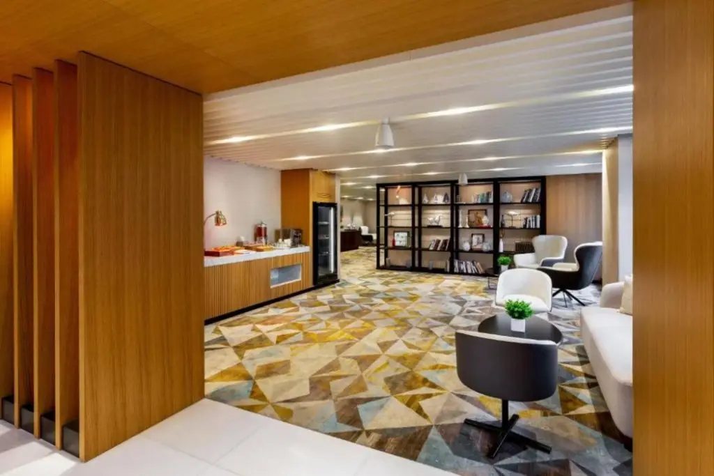 Дубай: Millennium Place Mirdif
