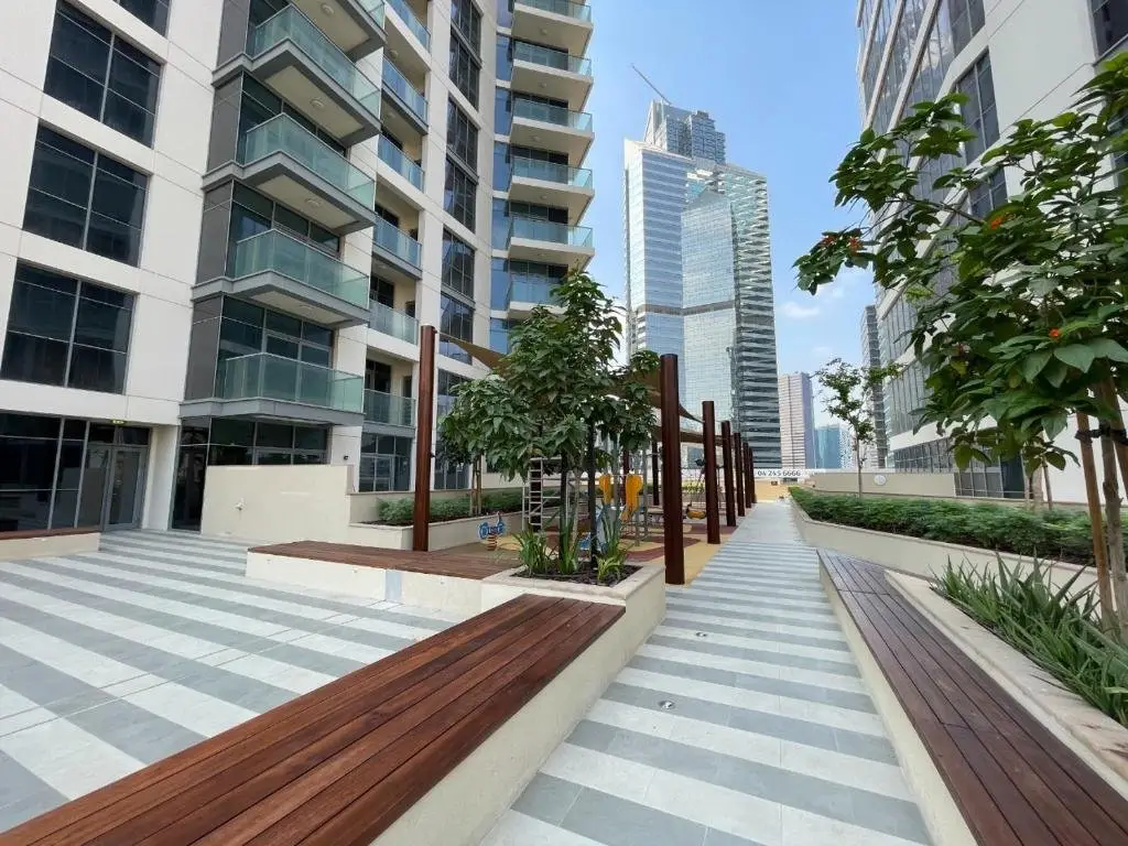 Дубай: DUBAI DOWNTOWN DESIGN Luxury Apartments