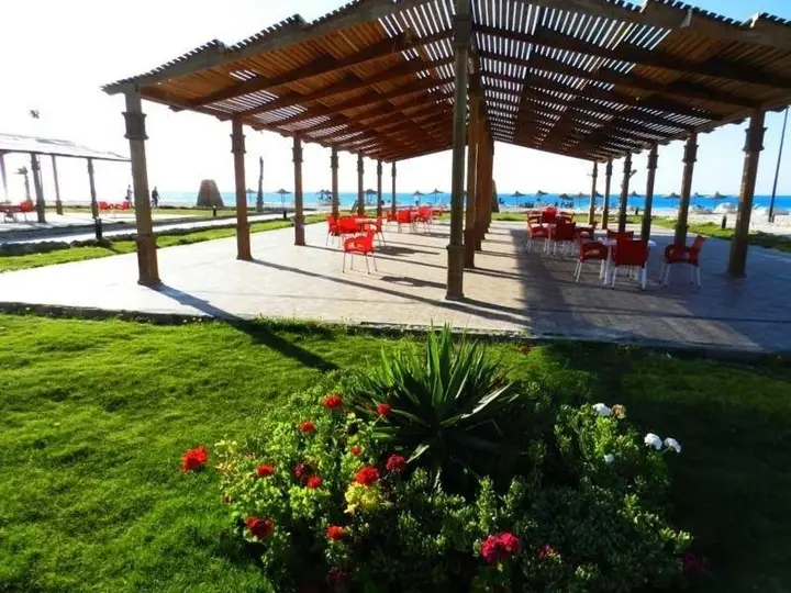 Эль-Аламейн: Marseilia Beach 1 Families Only