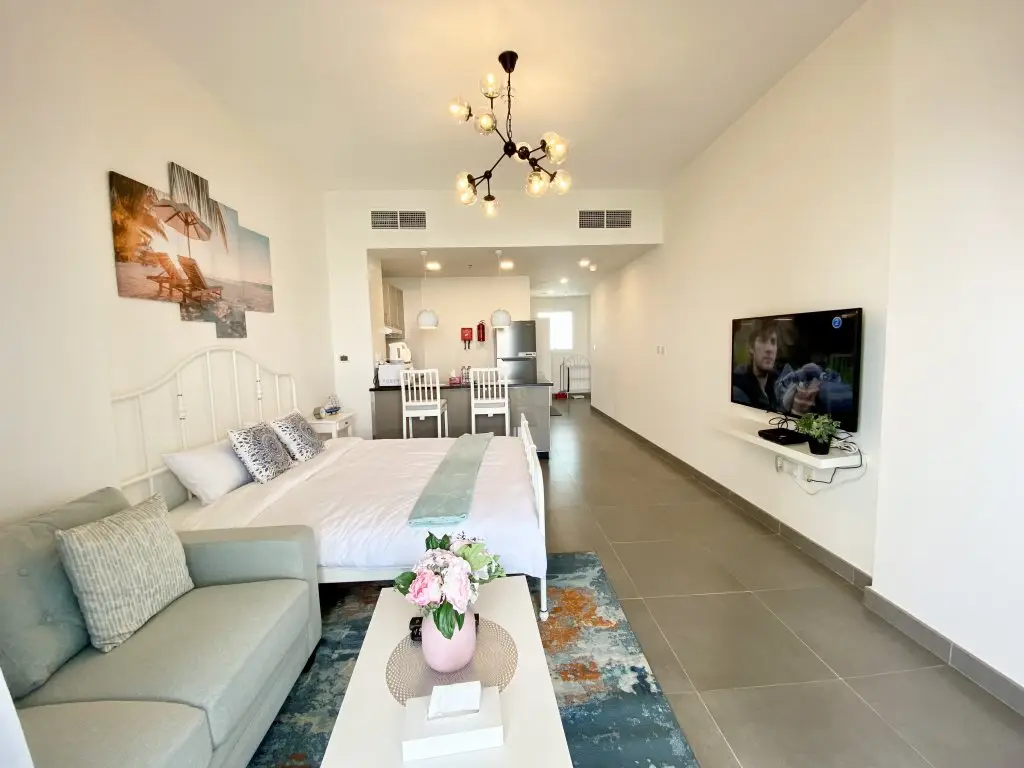 Апартаменты Marco Polo - Pastel Studio with Stunning Aerial City Views — фото 1