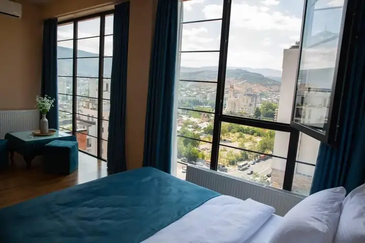 Тбилиси: Hotel Sky Room