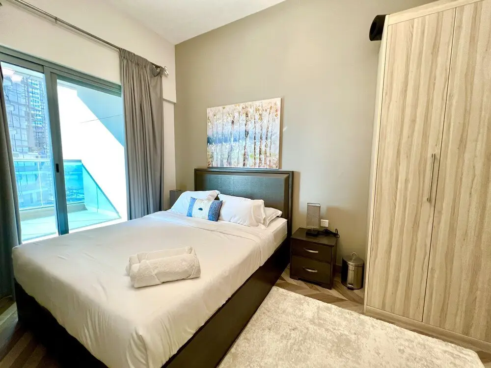 SuperHost - Spacious Apartment In Business Bay With Canal View — фото 1