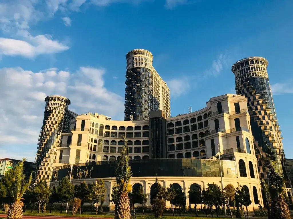 Батуми: Orbi Sea Tower INN