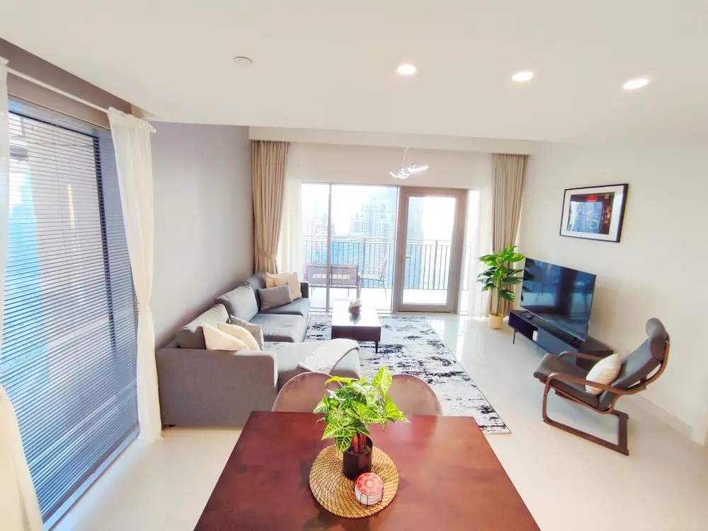Дубай: SuperHost - Chic Apartment With Balcony Close to Burj Khalifa