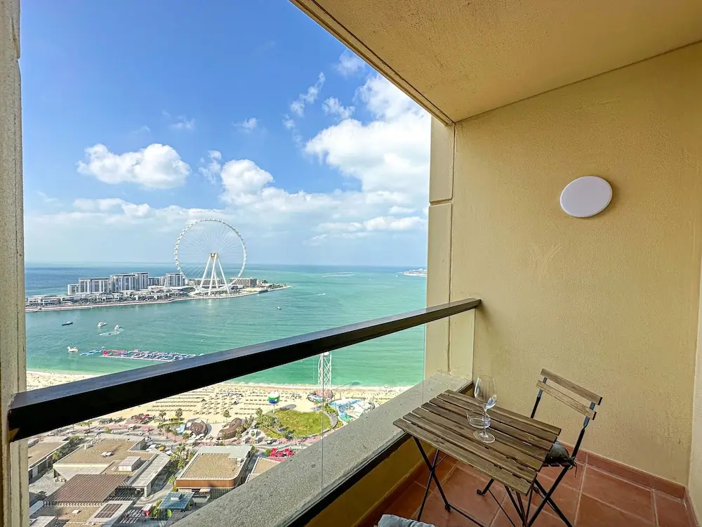 Дубай: Luxurious apartment with sea view in Address JBR