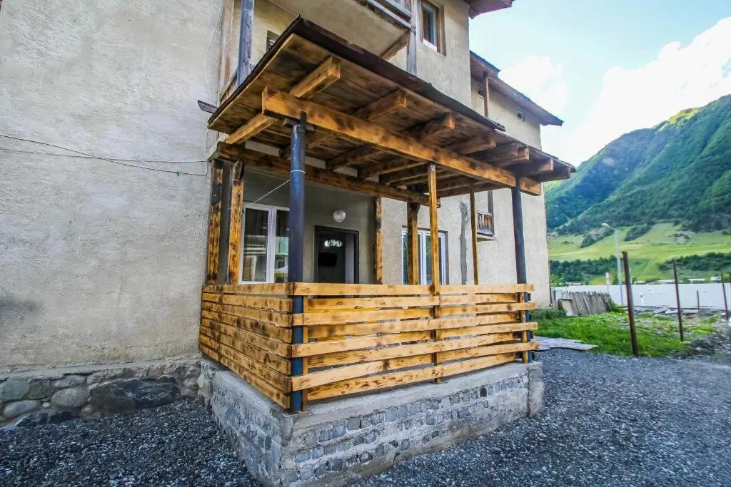 Местиа: Mago’s house