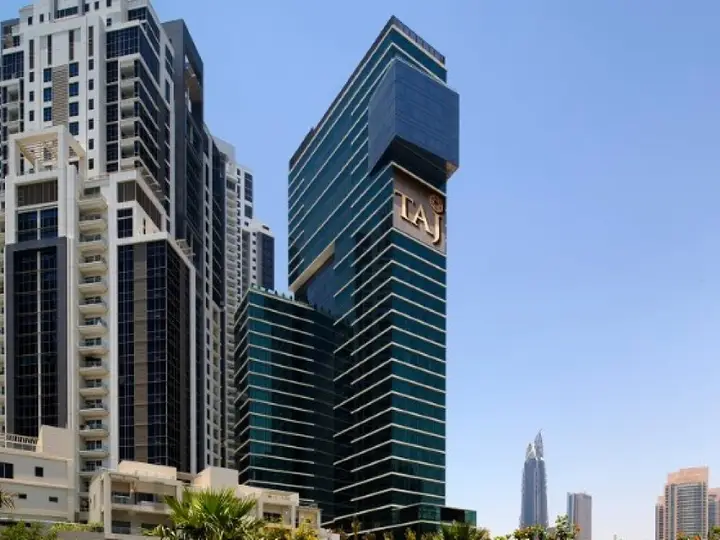 Рас-эль-Хайма: Taj Dubai
