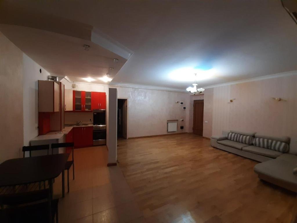 Ереван: Home Elite Yerevan - Large apartment on Komitas Avenue