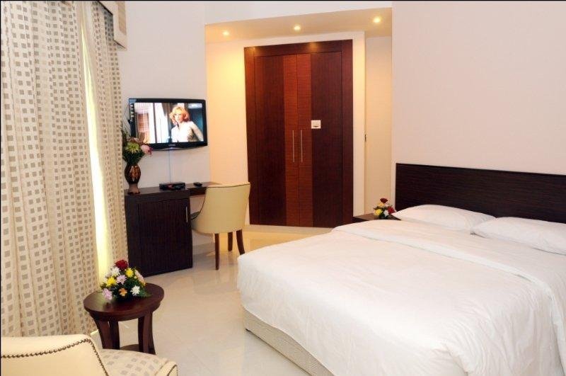 Дубай: Time Square Hotel