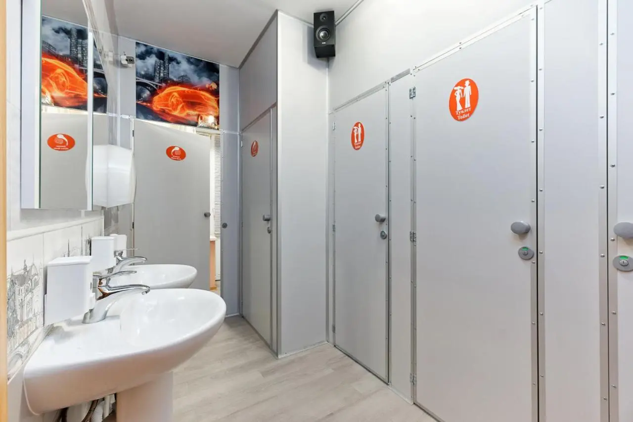Тверь: CapsuleCity Hostel