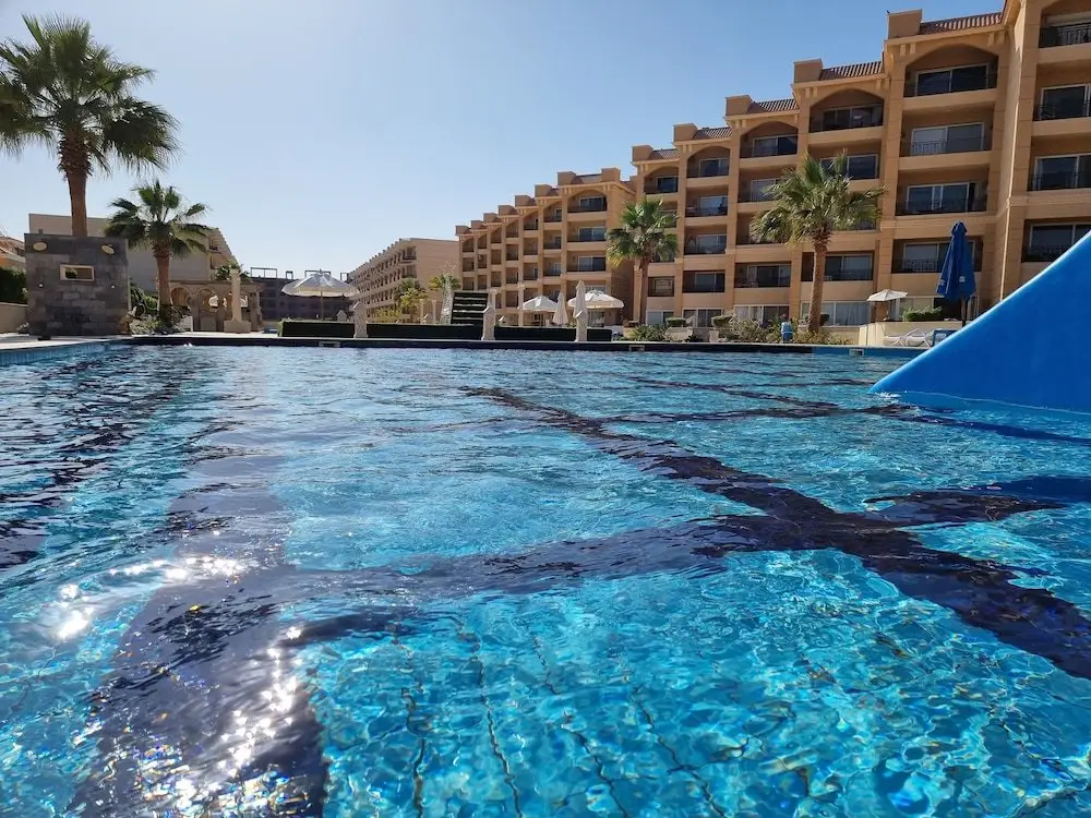 Stunning New 2-bed Apartment Near El Gouna — фото 1