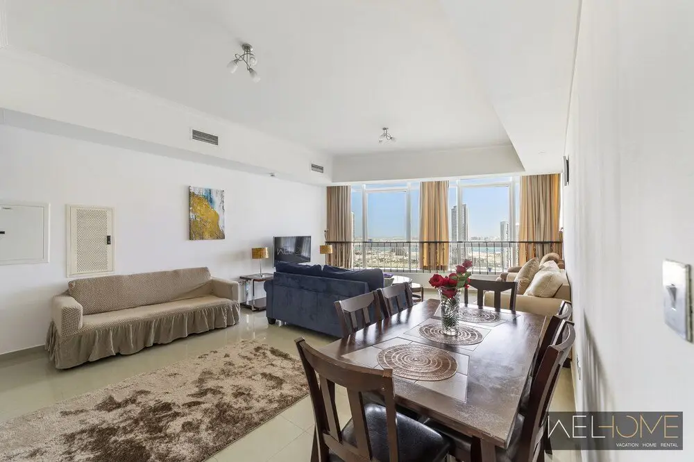 Абу-Даби: WelHome - Luxurious Sea-View Retreat at