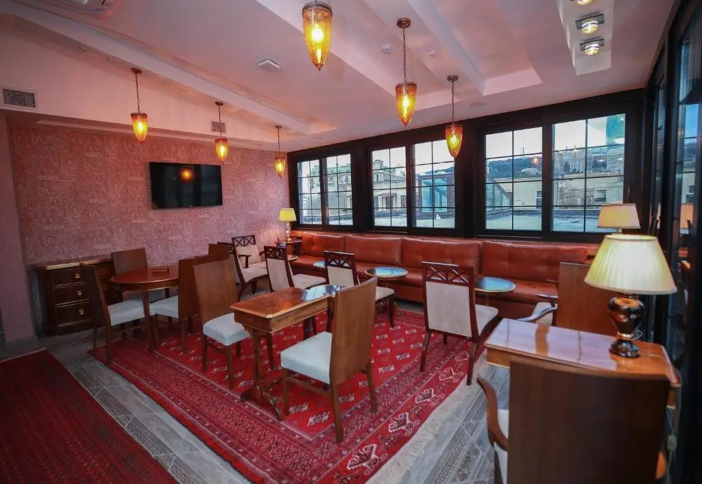 Баку: Отель West Inn Hotel Baku