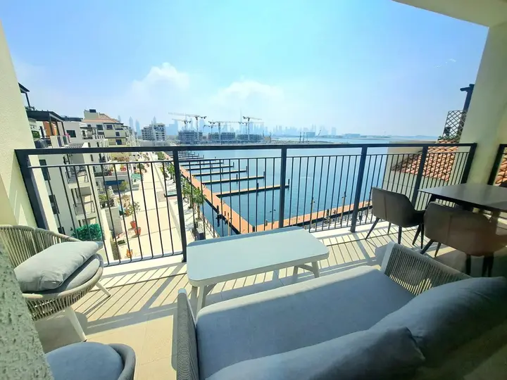 Дубай: Апартаменты PalmBay 4 BR La Mer Sea View