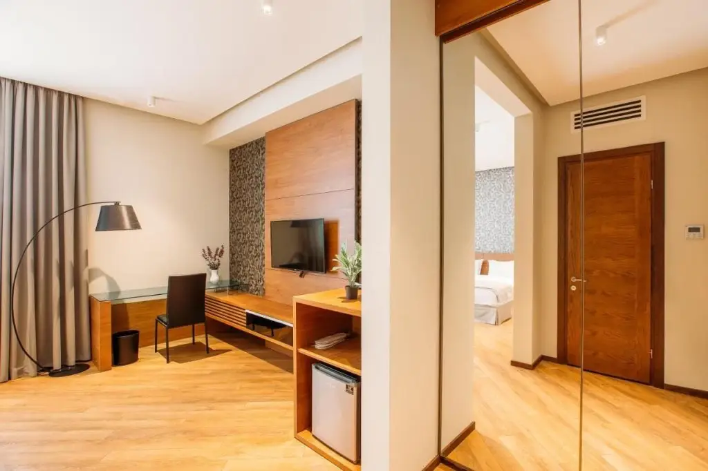 Тбилиси: Hotel Tbilisi Tower