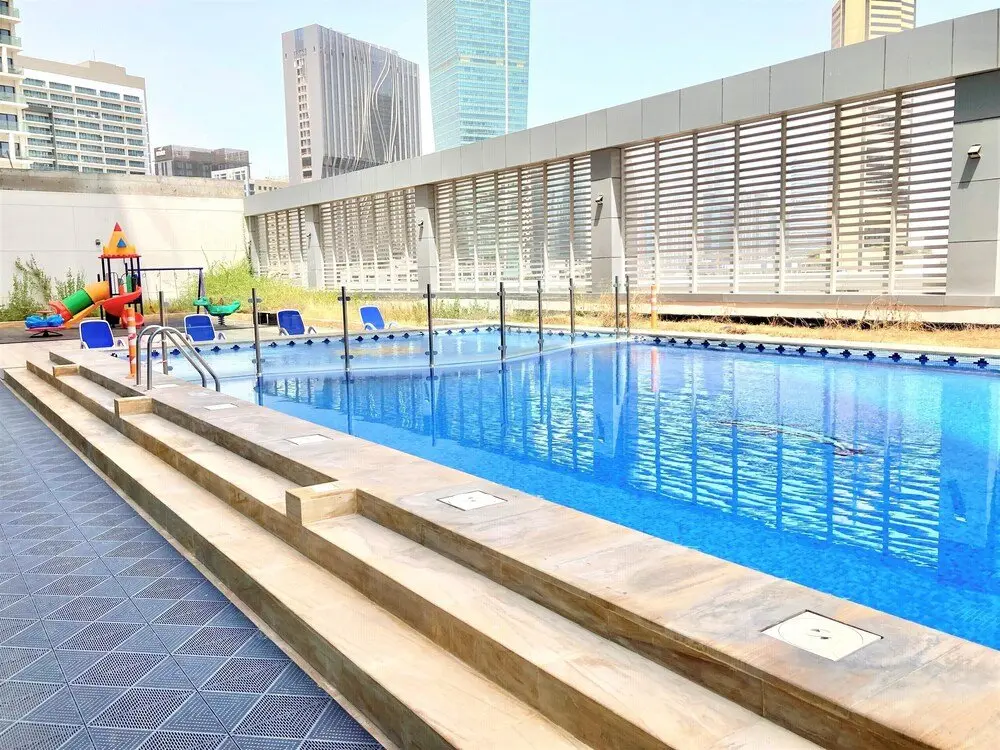 Дубай: Stunning 1bedroom With Balcony in Business Bay