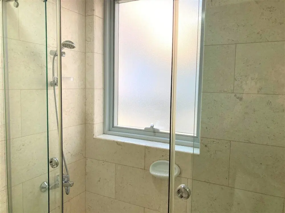 Дубай: Gorgeous 1B With Balcony in Business Bay