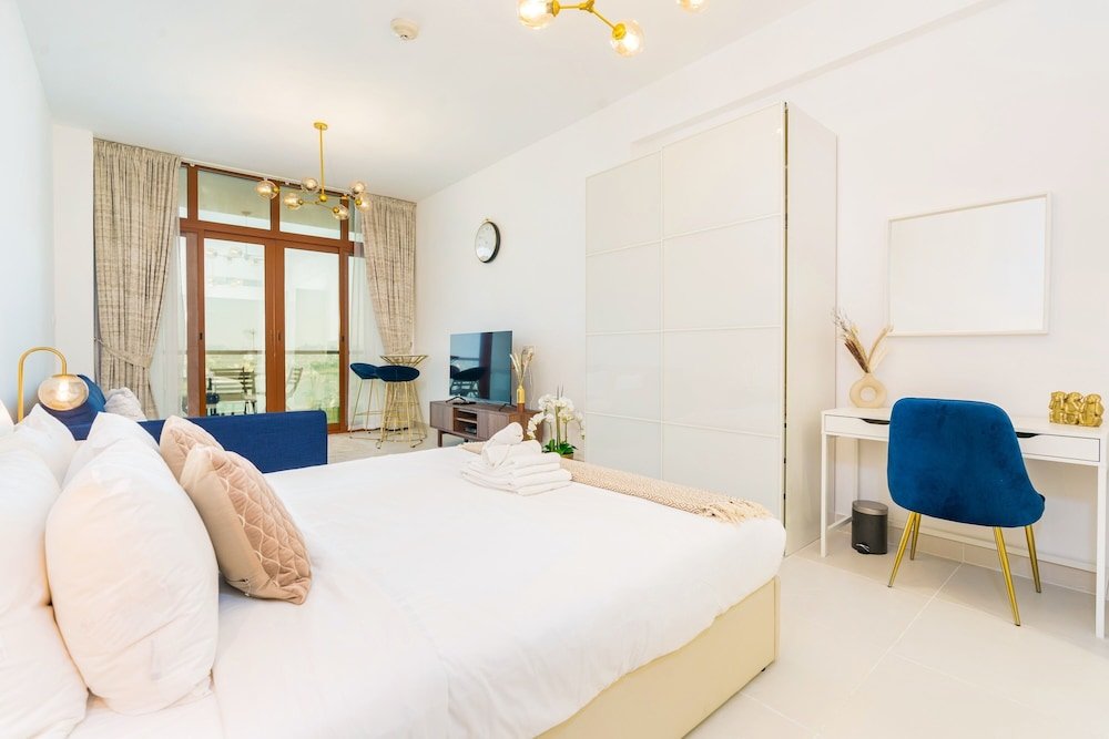 Gorgeous Studio with breath-taking Palm Views — фото 1