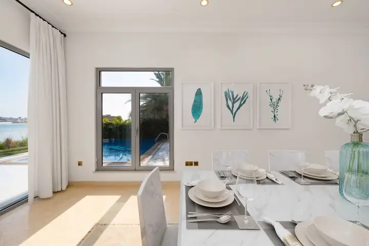 Дубай: Maison Privee - Exclusive Villa w/ Private Pool, Garden & Beach