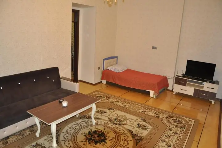 Баку: Diamonds Apartment