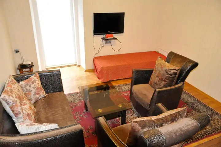 Баку: Diamonds Apartment