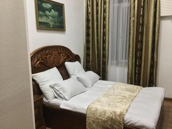 Баку: The Diamond Castle Hotel