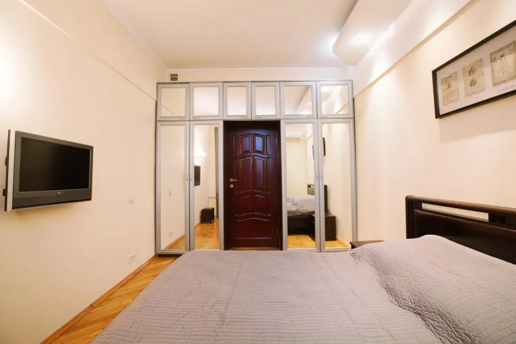 Москва: Eganov Apartment on Kutuzovskiy