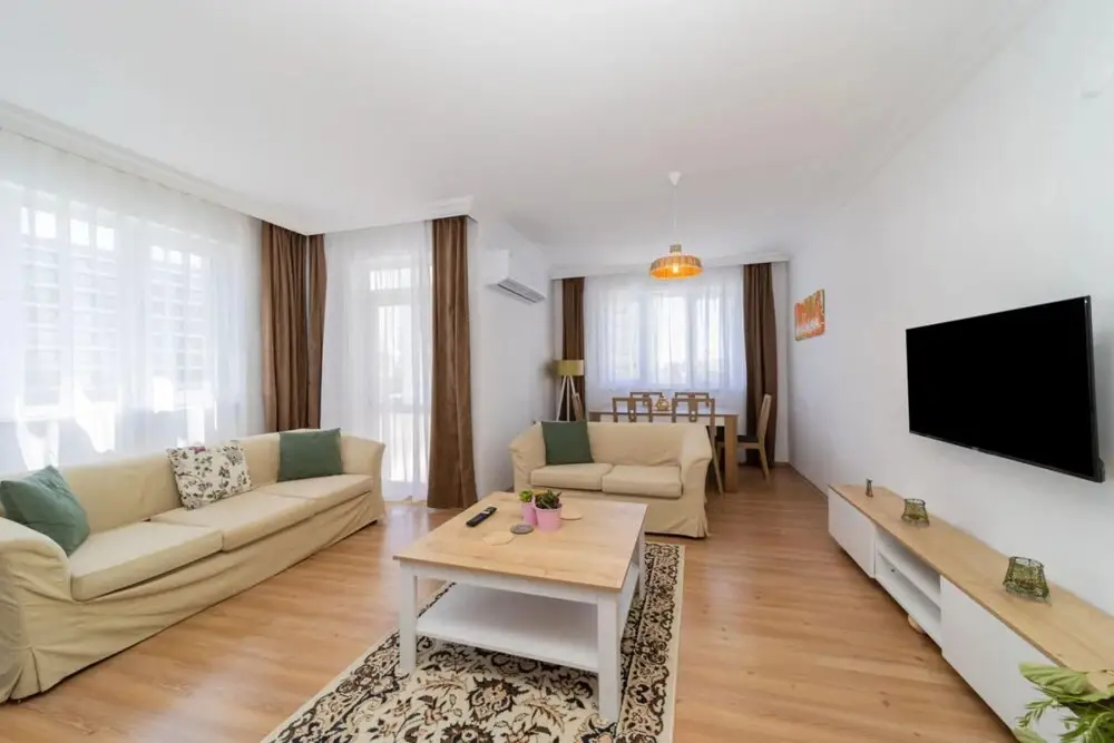 Аксу: Riverside Flat Close to Beach