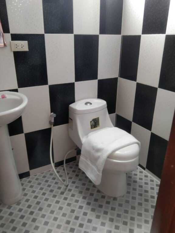 Паттайя: Lucky Inn Residency