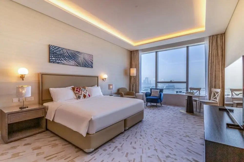 Fancy Stay at the Palm With Burj AL Arab View — фото 1
