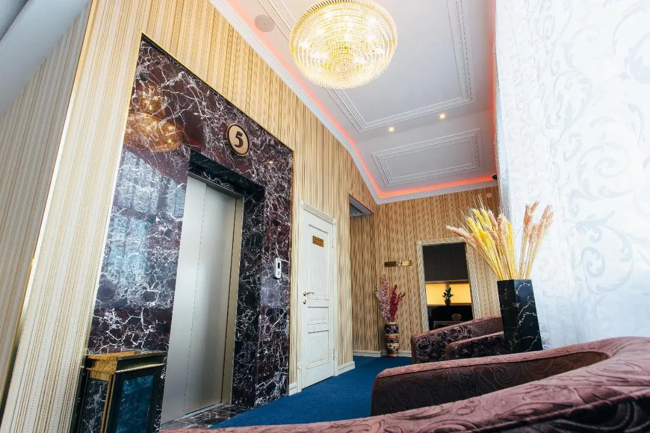 Тверь: Отель Golden Plaza