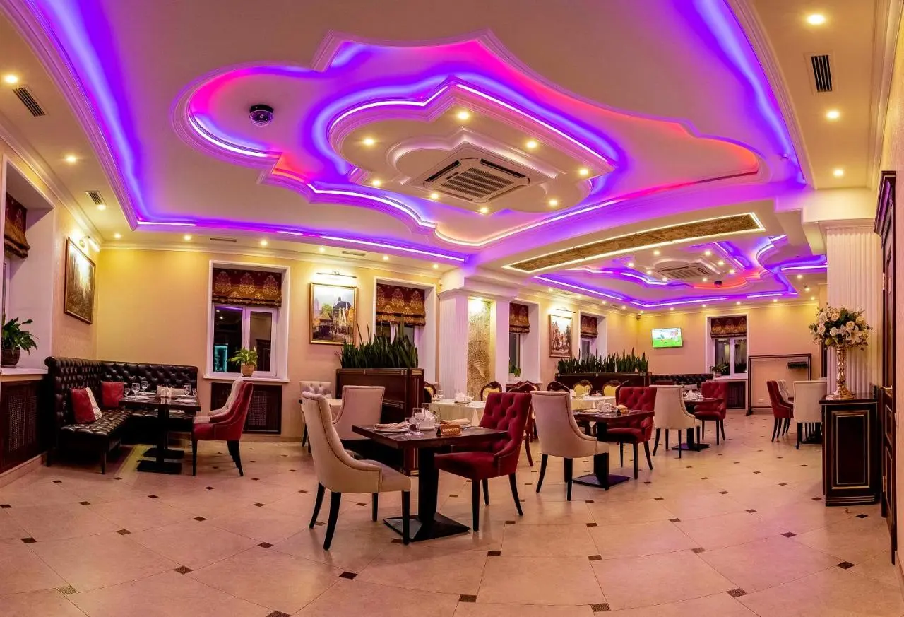 Тверь: Отель Golden Plaza