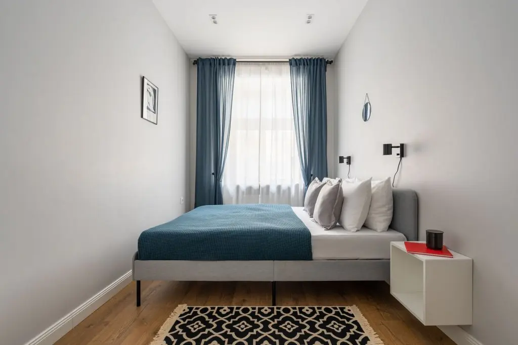 Санкт-Петербург: Апартаменты Let Your Flat Nevsky 150