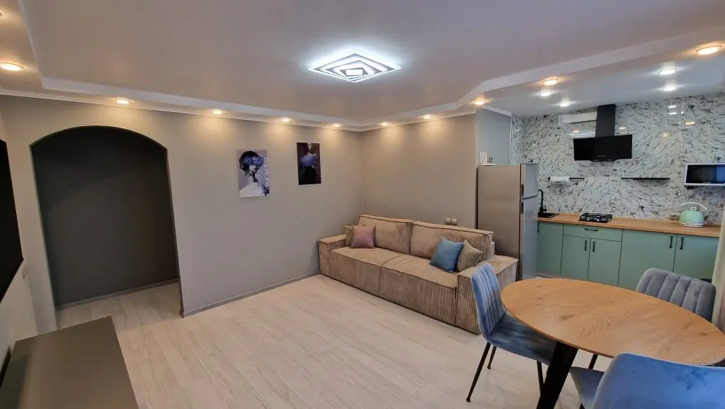 Калининград: Апартаменты Center City Калининград Ленинский проспект 79