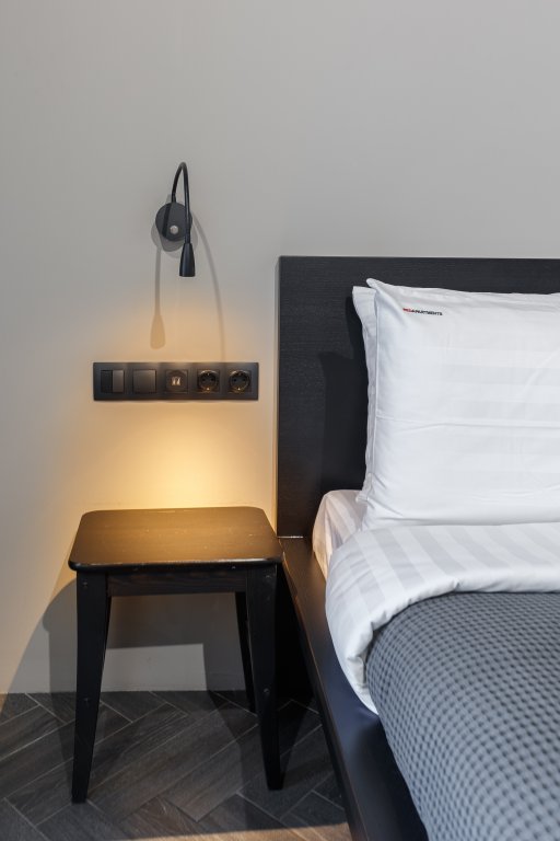 Сочи: Апартаменты Red Apartments Виктория Осень