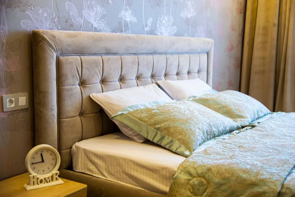 Омск: Апартаменты RENT-сервис на Волховстроя 23