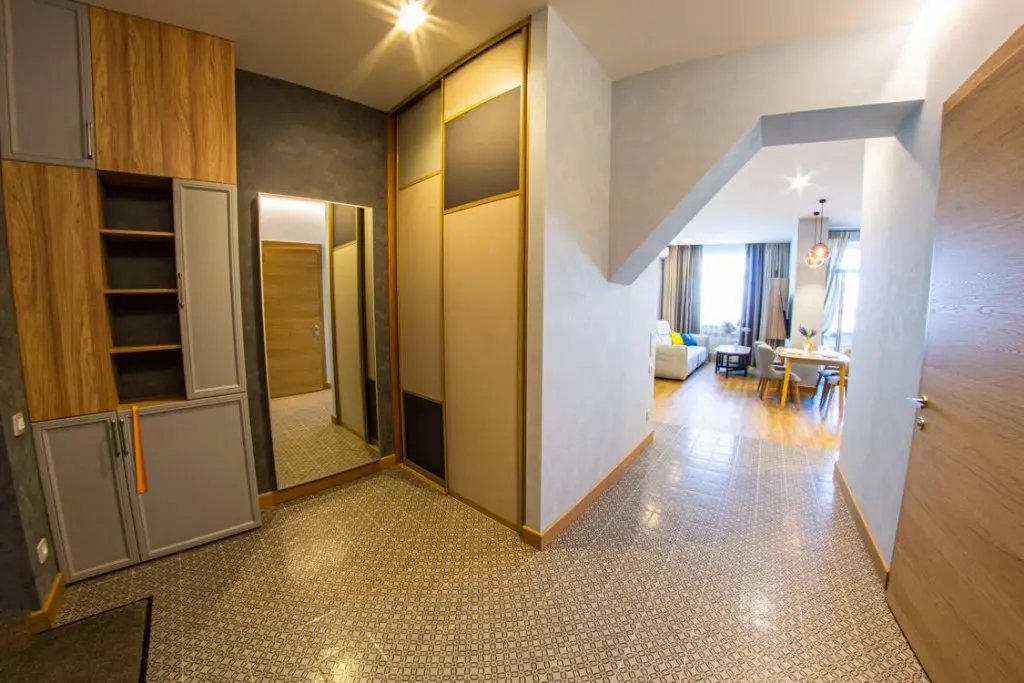 Омск: Апартаменты RENT-сервис на Волховстроя 23