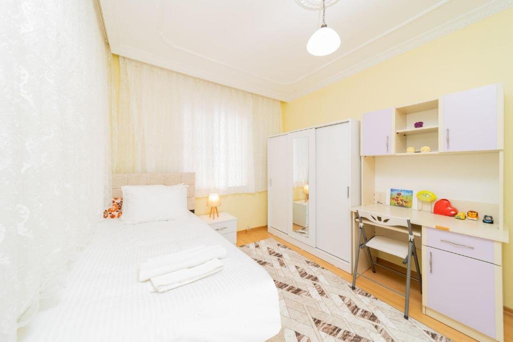 Анталья: Fully Furnished Spacious Big Flat In Kepez