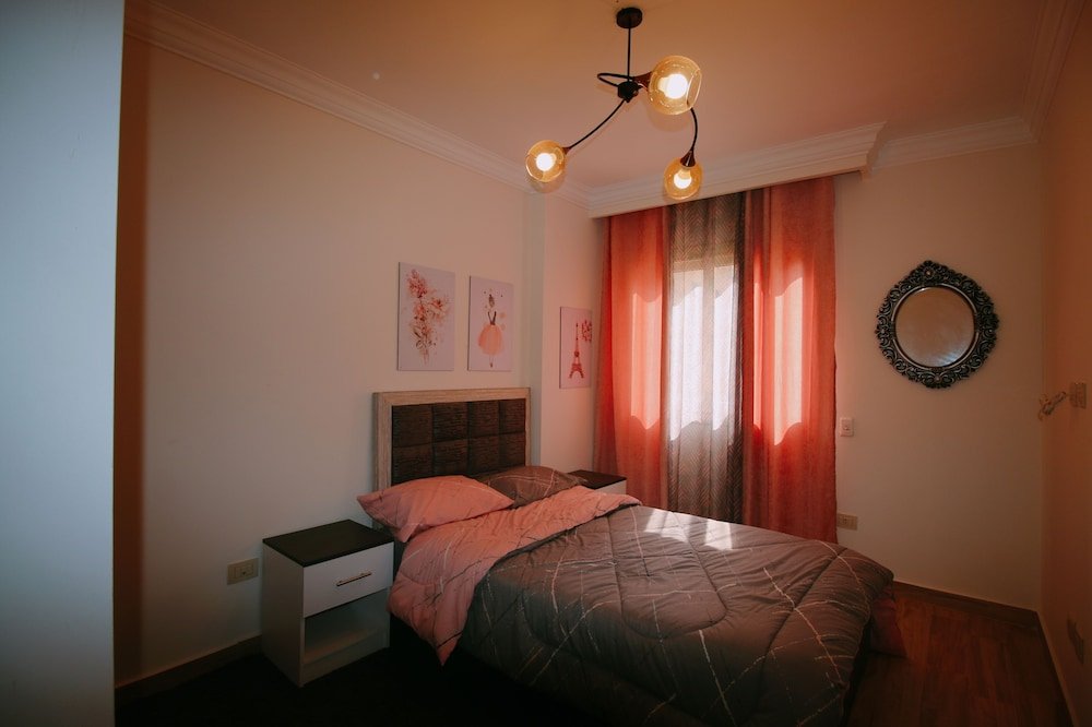 Каир: Smart Luxury Apartment in new Building of Compound