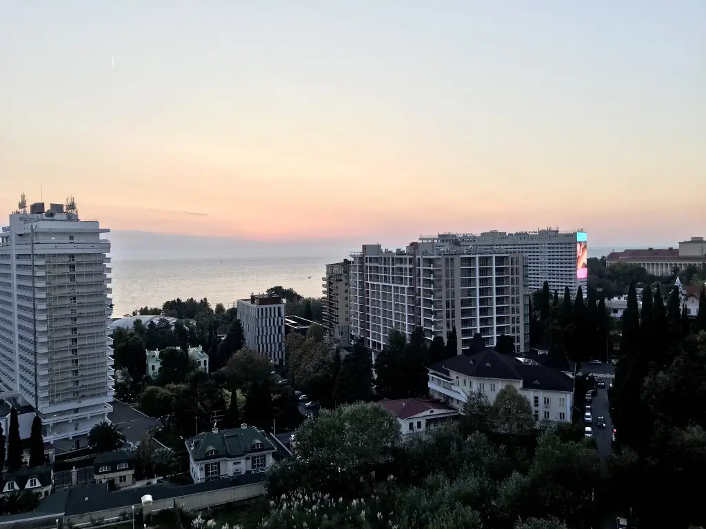 Сочи: Меблированные комнаты Svetlana District by the sea
