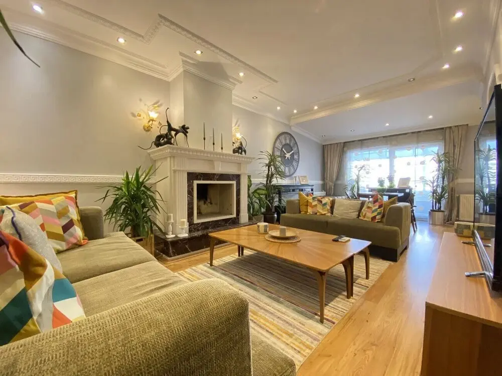 Стамбул: Missafir Exclusive Flat With Terrace in Nisantasi