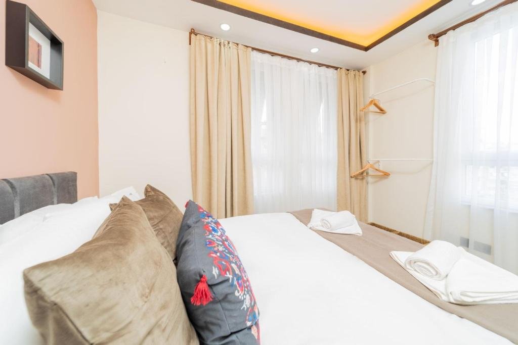 Анталья: Modern Well Appointed Flat in Antalya Muratpasa